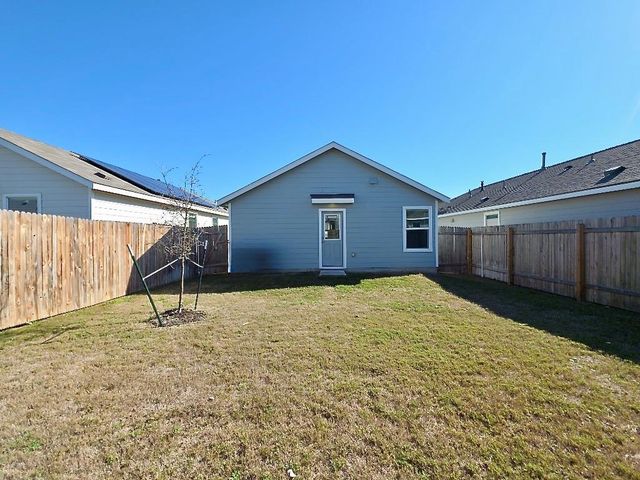 256 Northern Pintail DR, Kyle, TX 78640
