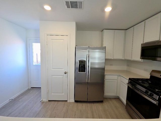 256 Northern Pintail DR, Kyle, TX 78640