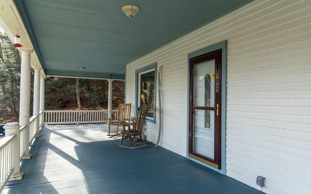 10 King Street, Rockingham, VT 05101