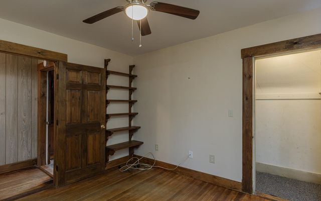 10 King Street, Rockingham, VT 05101