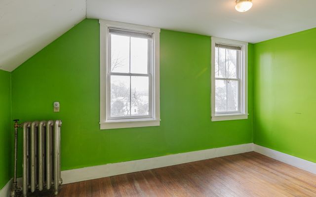 10 King Street, Rockingham, VT 05101