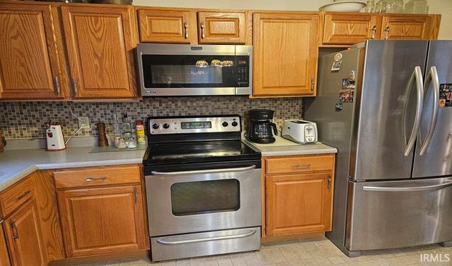 281 Bluegrass Drive, Lafayette, IN 47905