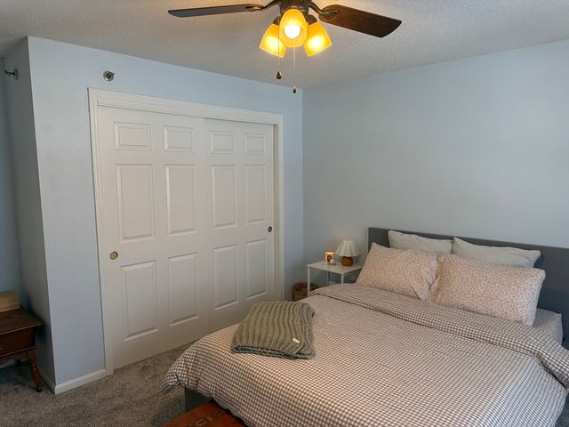 124 Tennis Plaza Rd 21, Dracut, MA 01826