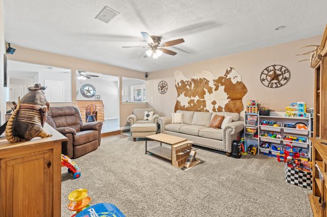 311 Robin Court, Burleson, TX 76028