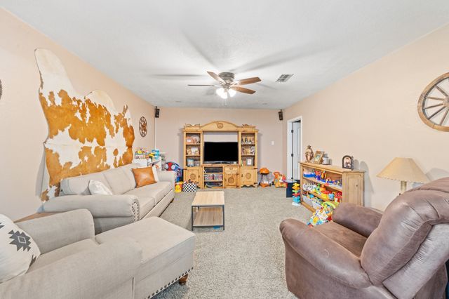 311 Robin Court, Burleson, TX 76028