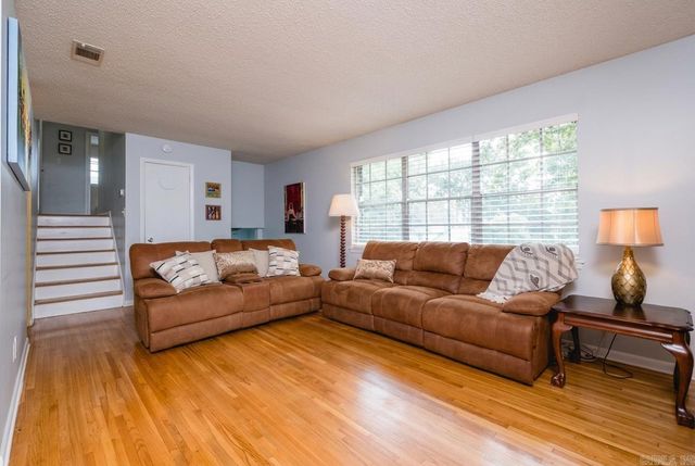 526 Springwood Drive, Little Rock, AR 72211
