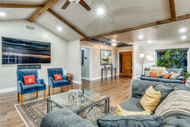 3135 Timberview Road, Dallas, TX 75229