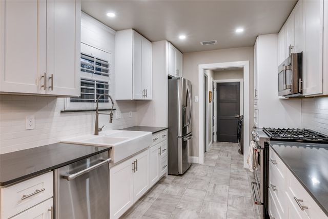 3135 Timberview Road, Dallas, TX 75229