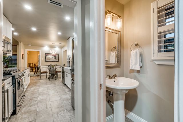 3135 Timberview Road, Dallas, TX 75229