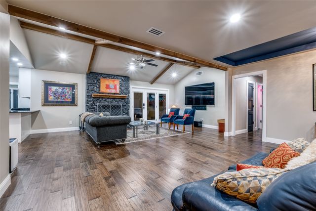 3135 Timberview Road, Dallas, TX 75229