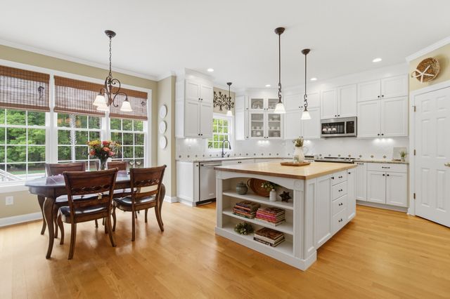 3474 Shagbark Circle, Mount Pleasant, SC 29466