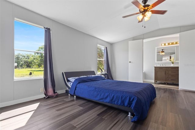11902 CR 727, Webster, FL 33597