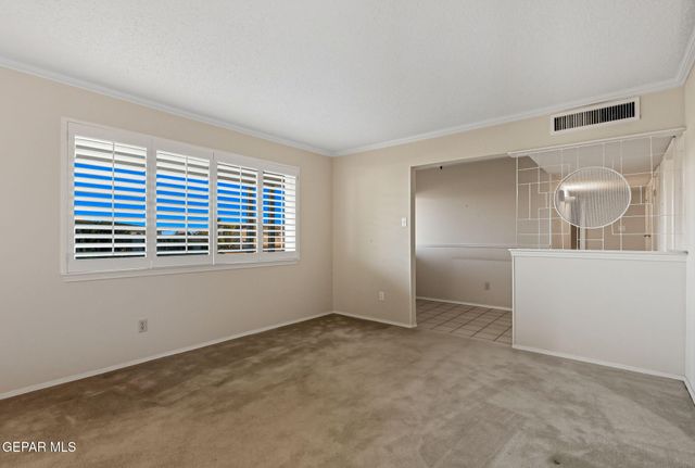 9801 EASTRIDGE Drive, El Paso, TX 79925