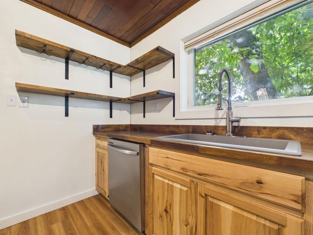 1228 DENALI WAY, Fairbanks, AK 99701