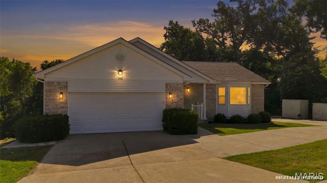 1562 Scenic Drive, Herculaneum, MO 63048