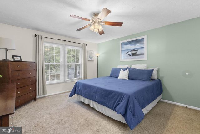 6343 ROAN STALLION LN, Columbia, MD 21045