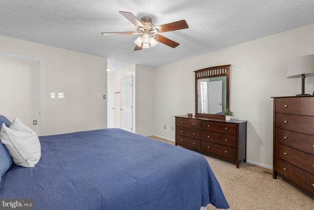 6343 ROAN STALLION LN, Columbia, MD 21045