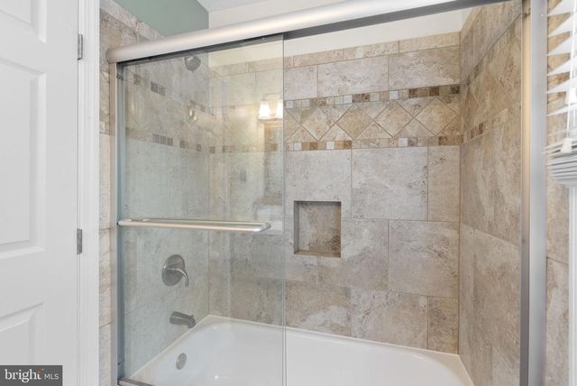 6343 ROAN STALLION LN, Columbia, MD 21045