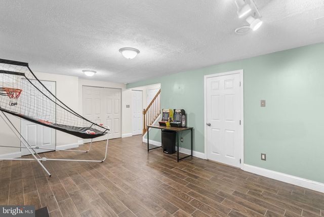 6343 ROAN STALLION LN, Columbia, MD 21045