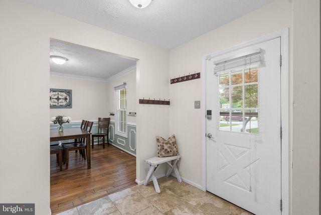 6343 ROAN STALLION LN, Columbia, MD 21045
