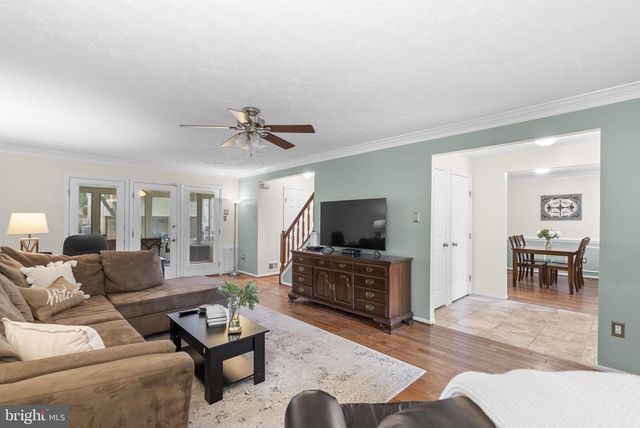 6343 ROAN STALLION LN, Columbia, MD 21045