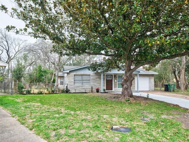 3215 Soway Street, Houston, TX 77080