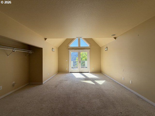 11221 Se VERNAZZA Ln, Happy Valley, OR 97086