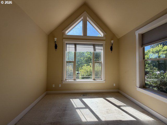 11221 Se VERNAZZA Ln, Happy Valley, OR 97086