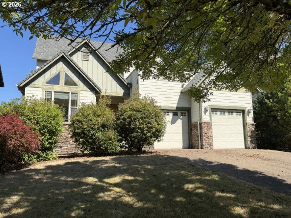 11221 Se VERNAZZA Ln, Happy Valley, OR 97086