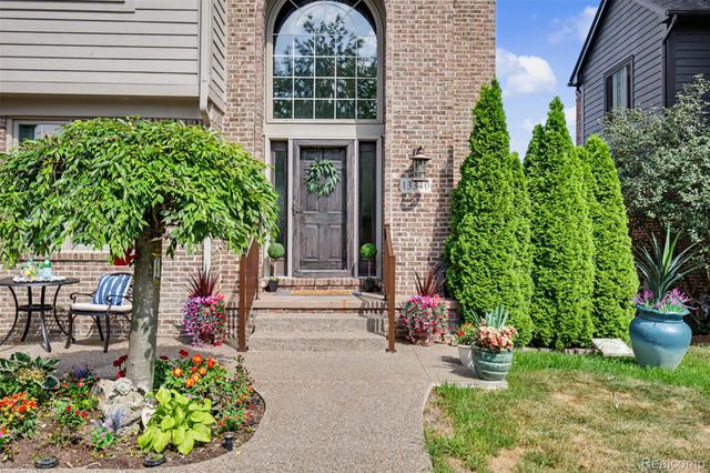 13340 Andover Drive, Plymouth Charter Township, MI 48170