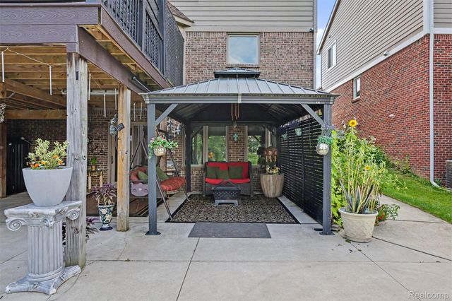 13340 Andover Drive, Plymouth Charter Township, MI 48170