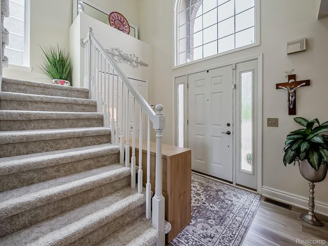 13340 Andover Drive, Plymouth Charter Township, MI 48170