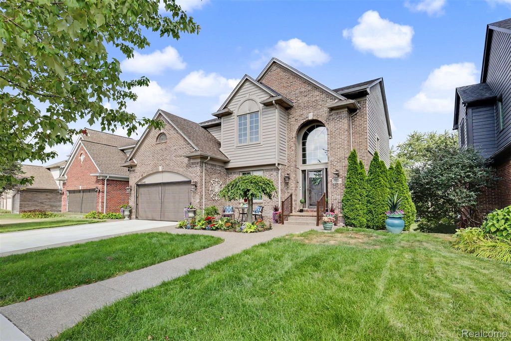 13340 Andover Drive, Plymouth Charter Township, MI 48170