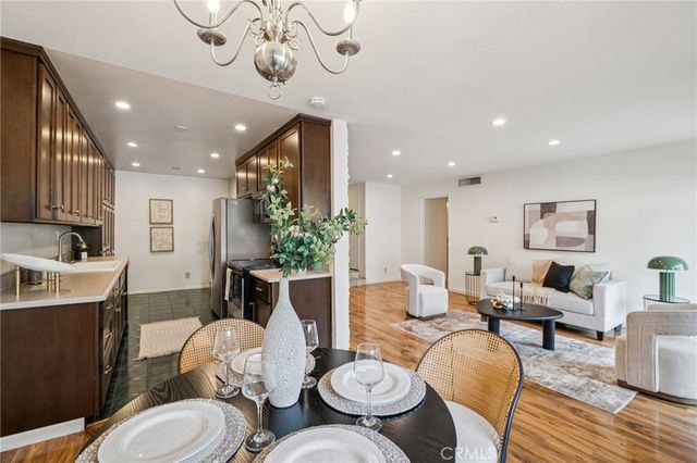 125 S Sierra Madre 215, Pasadena, CA 91107