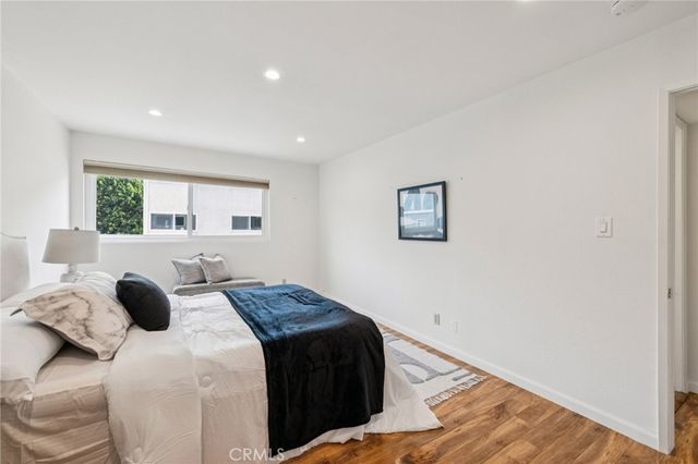 125 S Sierra Madre 215, Pasadena, CA 91107