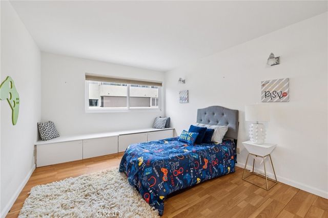 125 S Sierra Madre 215, Pasadena, CA 91107