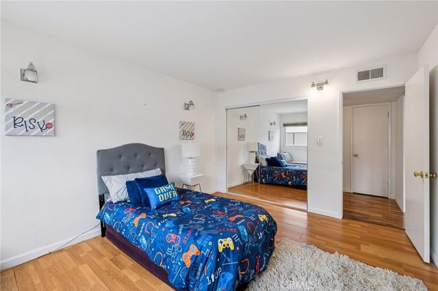 125 S Sierra Madre 215, Pasadena, CA 91107