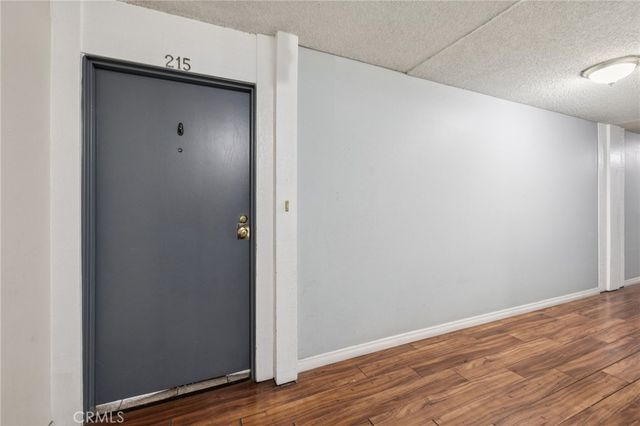 125 S Sierra Madre 215, Pasadena, CA 91107