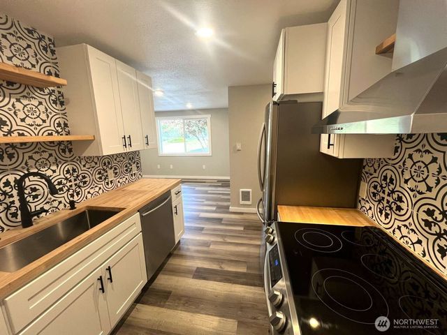 4012 267th Street E, Spanaway, WA 98387