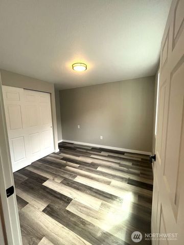 4012 267th Street E, Spanaway, WA 98387
