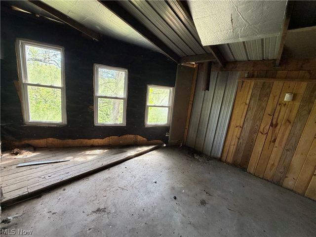 1124 Cisler Drive, Marietta, OH 45750