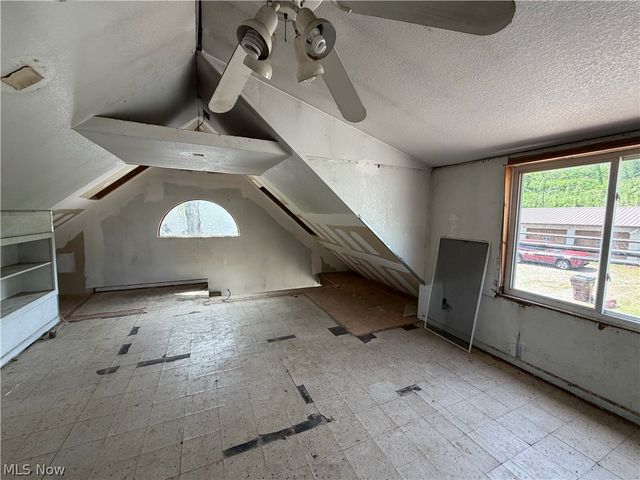 1124 Cisler Drive, Marietta, OH 45750