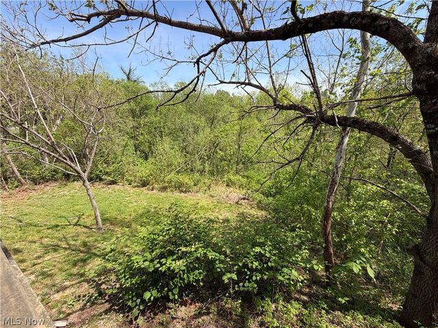 1124 Cisler Drive, Marietta, OH 45750