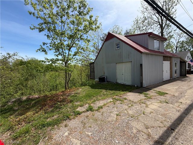 1124 Cisler Drive, Marietta, OH 45750