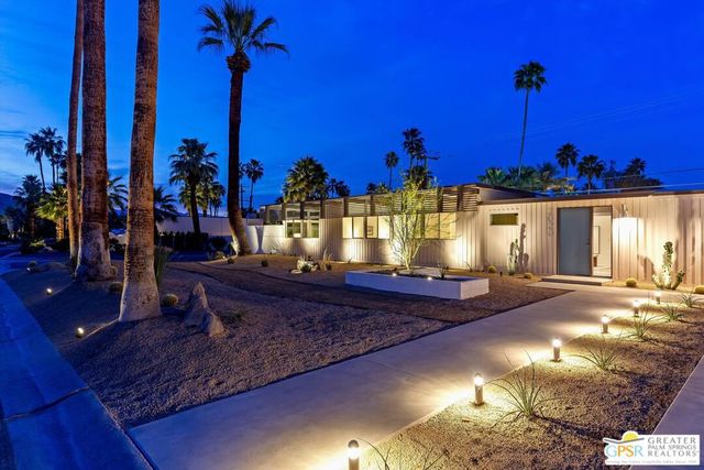 2020 S Navajo Drive, Palm Springs, CA 92264