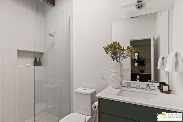 2020 S Navajo Drive, Palm Springs, CA 92264