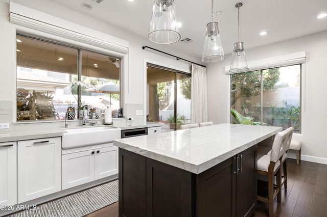 7380 E VAQUERO Drive, Scottsdale, AZ 85258