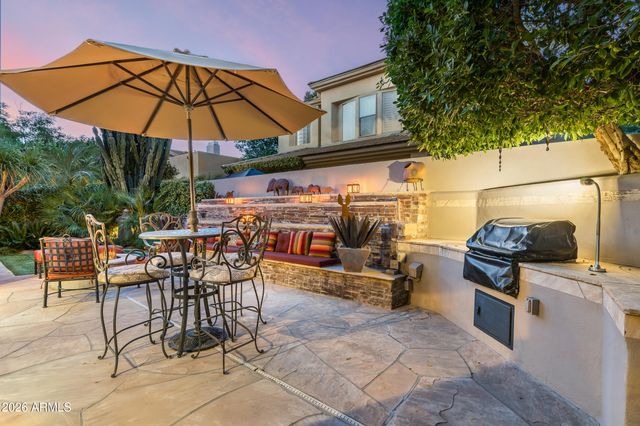 7380 E VAQUERO Drive, Scottsdale, AZ 85258