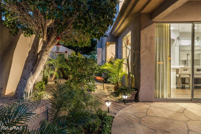 7380 E VAQUERO Drive, Scottsdale, AZ 85258