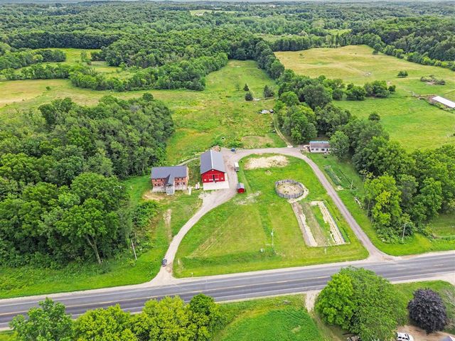 41083 County Road 681, Bangor, MI 49013